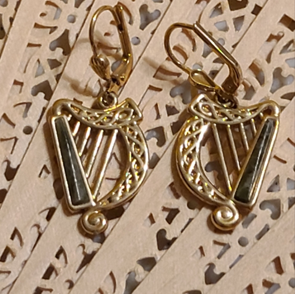 Ladies Unique Earrings for sale